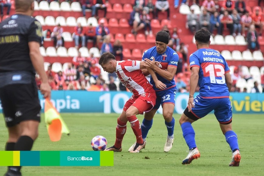 Galería Bica: Unión vs. Tigre