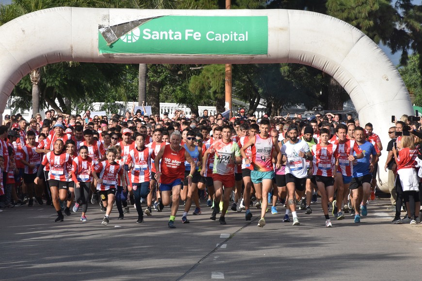 Maratón Marea Roja y Blanca 116 aniversario Club Unión 
