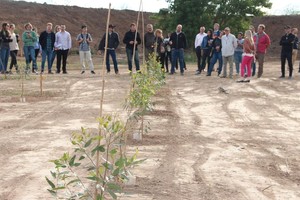 La Comuna de Franck, firmó un Convenio con la Universidad Nacional del Litoral – Facultad de Ciencias Agrarias, de la ciudad de Esperanza, para la Implementación de una unidad de producción forestal en la extensión del predio de F.I.M.A, el cual fue adquirido por la Comuna en el año 2022.
