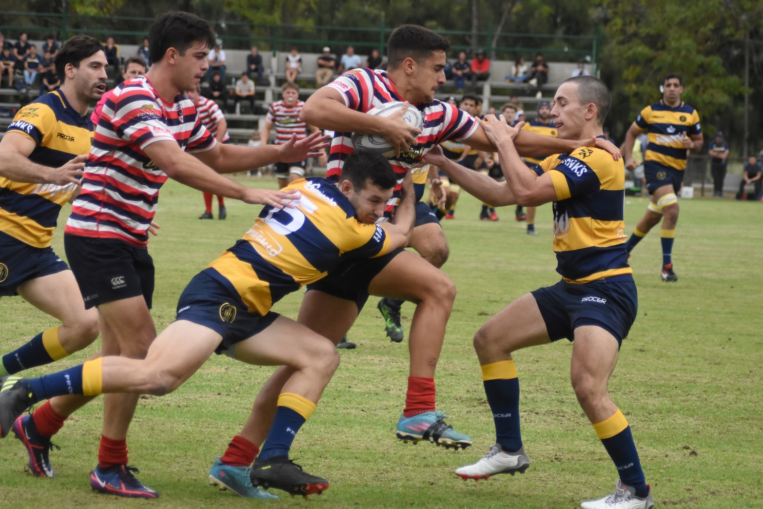 Triunfo de Santa Fe Rugby ante Gimnasia y Esgrima de Rosario Foto Luis Cetraro