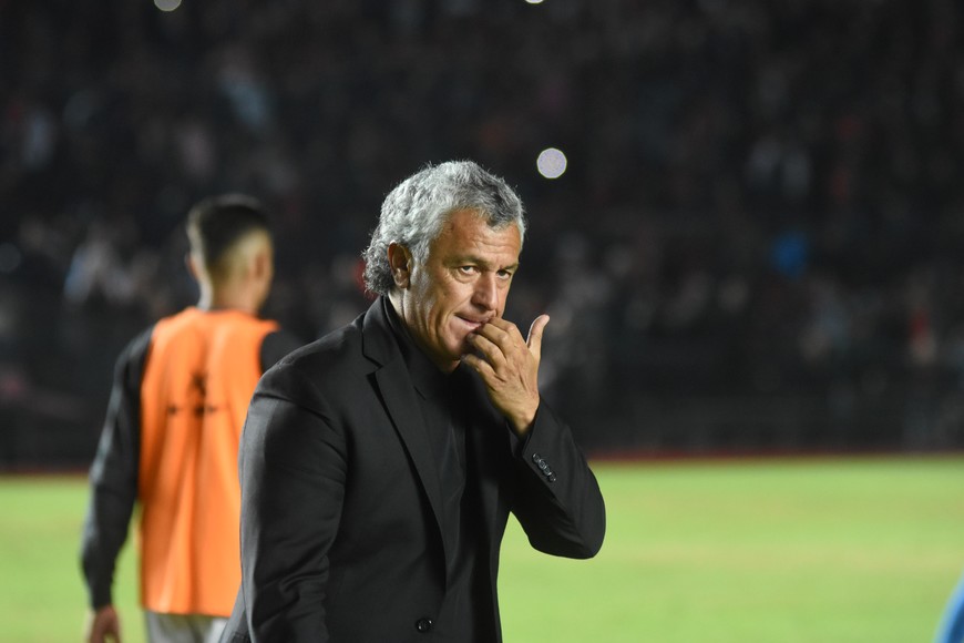 Pipo supo poner los límites y crear las condiciones necesarias para que el gran presente del delantero sabalero.