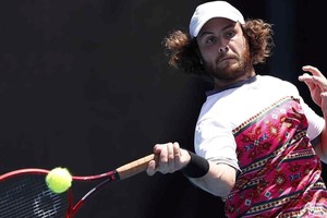 El santiagueño superó en dos sets a Arnaboldi.