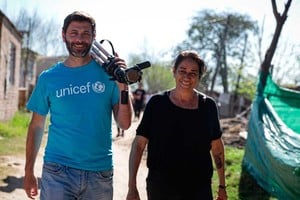 Varios años después, Matías Bohoslavsky volvió a recorrer los barrios que se inundaron. Fue para filmar un documental sobre el trabajo de las organizaciones sociales.