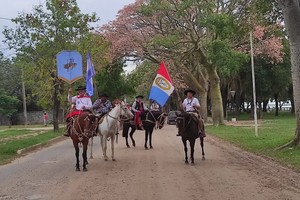 Se contó con un desfile histórico que reunió a más de 100 caballos de toda la provincia.