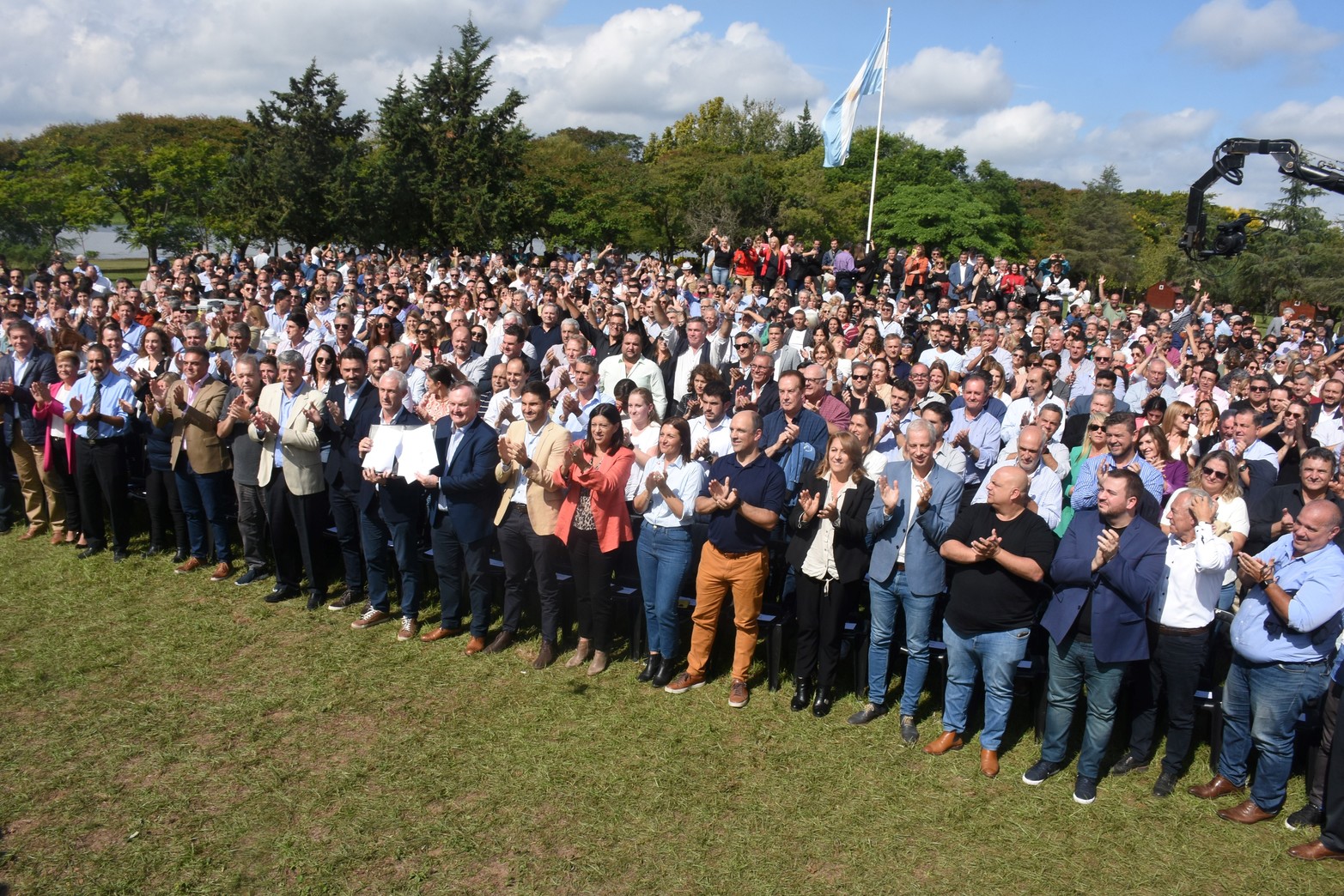 Unidos para Cambiar Santa Fe se presentó en un acto que no tuvo oradores, solo se leyeron los puntos acordados entre las fuerzas partidarias que integran la alianza. Tampoco hubo invitados nacionales. Foto: Mauricio Garín