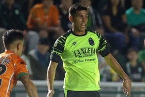 Flojo partido en el Florencio Sola. Crédito: Prensa Barracas Central