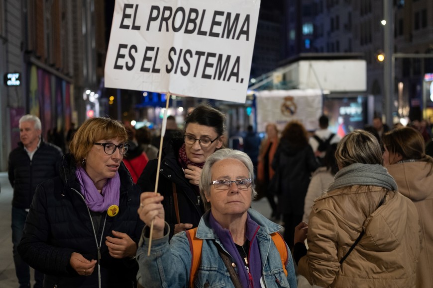 Los datos alarmantes son el resultado de la Encuesta de Población Activa (EPA) para el primer trimestre de 2023. Crédito: Télam.