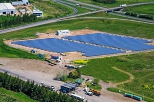 Respecto de los plazos de obra, una vez suscrito el convenio se conocerán los nombres de las empresas participantes y calculan que máximo en cuatro meses estarán los equipo en funcionamiento.