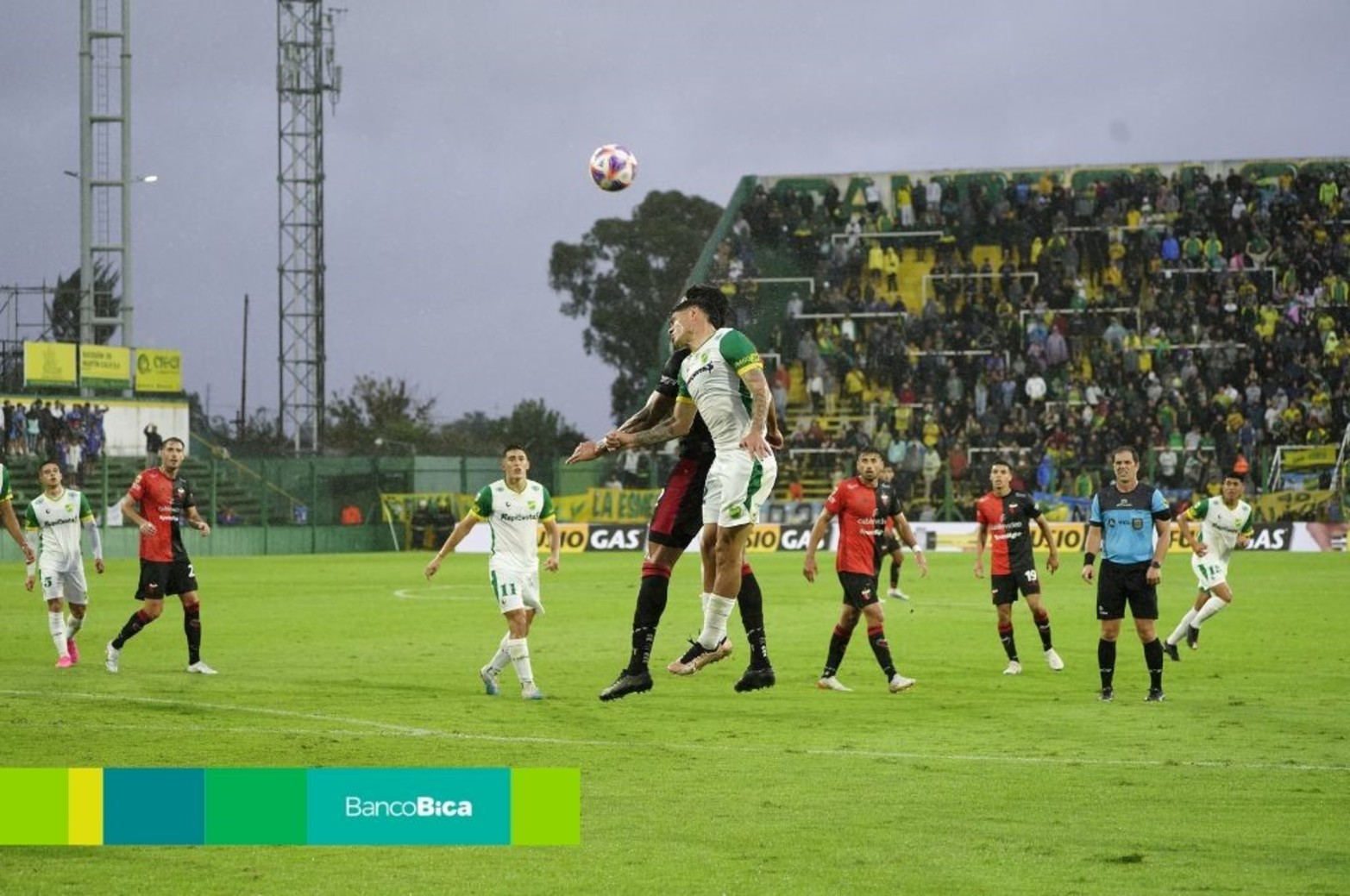 Colón cayó ante Defensa y Justicia en Florencio Varela. 