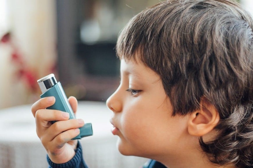 Los pacientes que tienen esta enfermedad necesitan recibir fármacos antiinflamatorios asociados a broncodilatadores