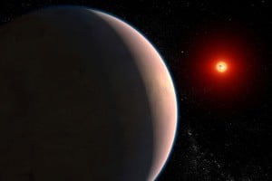 Concepto artístico representa el exoplaneta rocoso GJ 486 b, que orbita una estrella enana roja que se encuentra a solo 26 años luz de distancia en la constelación de Virgo. Crédito: NASA, ESA, CSA, Joseph Olmsted
