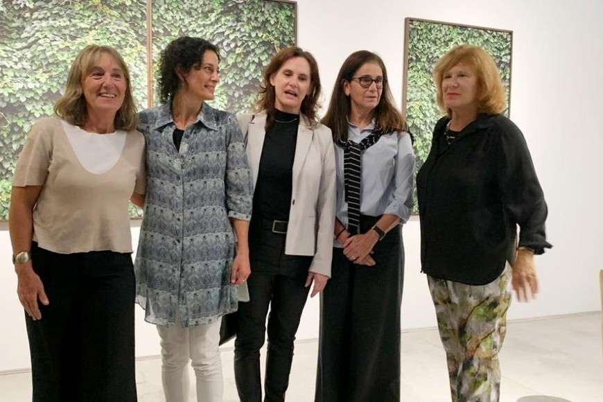 La muestra está curada por Laura Casanovas. Foto: Prensa / Télam