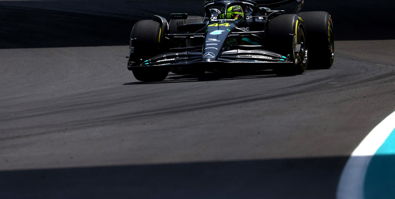 Lewis Hamilton y George Russell fueron los más rápidos en los ensayos del Gran Premio de Miami
