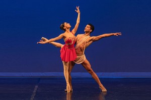 Bailarines del Teatro Colón Jiva Velázquez y Rocío Agüero.