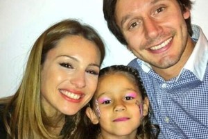 Conmovedor texto inédito de Pampita en el libro de Benjamín Vicuña sobre su hija Blanca.