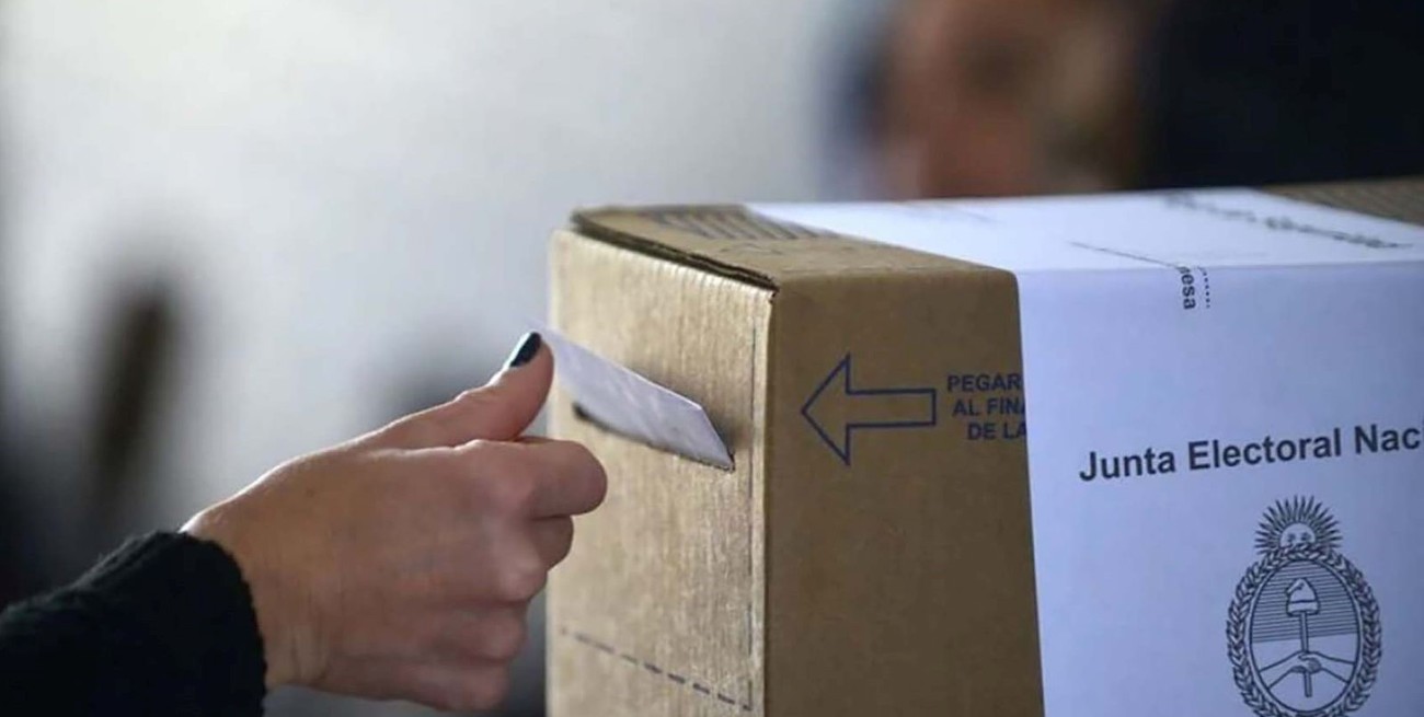 Córdoba: candidatos de nueve listas se inscribieron para las elecciones a gobernador
