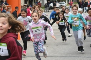 Todas estas actividades están orientadas a los grupos de ciudadanos y ciudadanas que priorizan el bienestar y utilizan los espacios verdes de la ciudad para realizar sus actividades recreativas cotidianas.