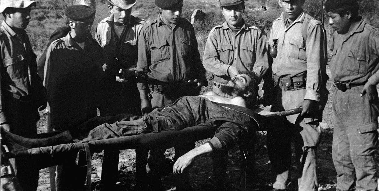 Un día después de la captura, el Ejército boliviano cumplió la orden de ejecutar a Guevara. Foto: archivo Reuters.