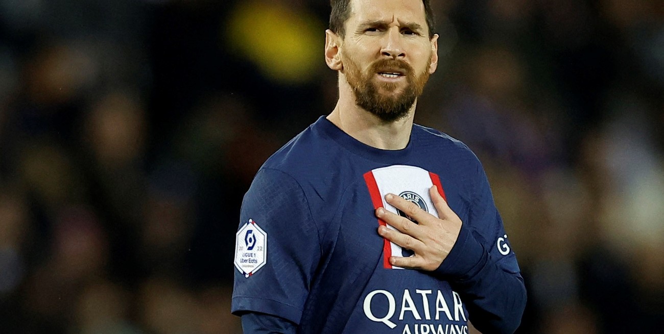 Lionel Messi volvió con triunfo al PSG y fue silbado por los hinchas