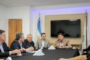 El mandatario local solicitó la vuelta de la Policía de Acción Táctica (PAT) a la ciudad, la restitución del destacamento policial barrio Norte, la optimización del funcionamiento del destacamento de Bouchard y que se intensifiquen los operativos de saturación.