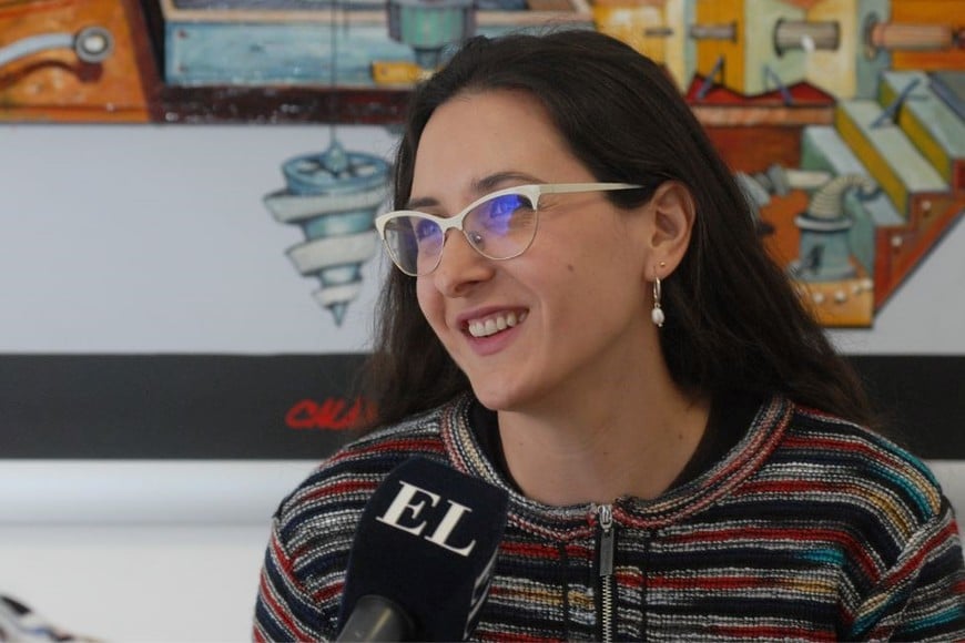 Deian fue seleccionada como precandidata a gobernadora por el Partido Obrero del Frente de Izquierda.