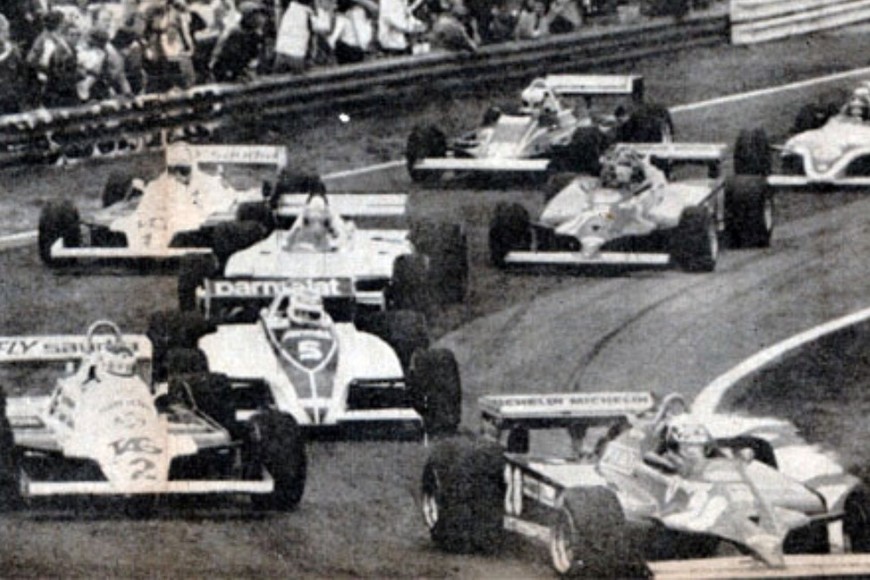 Reutemann, junto a Piquet, lucho gran parte de la carrera contra Pironi, quien lideró y terminó 8°.