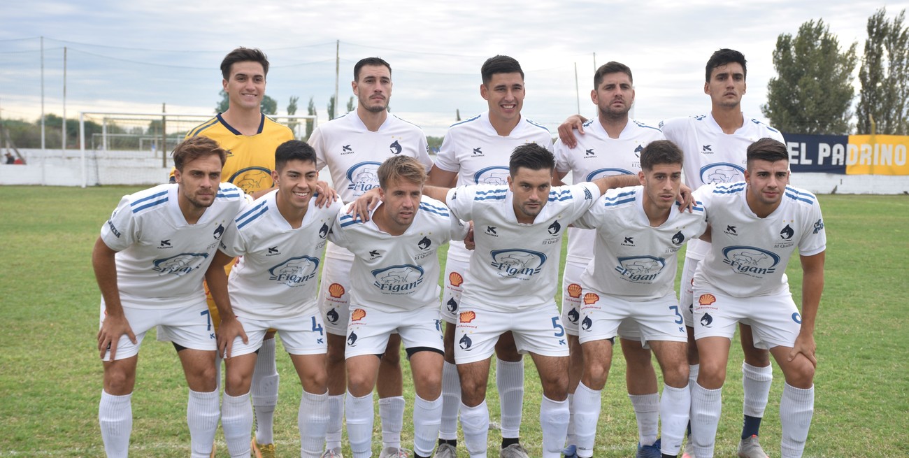 En el Nery Pumpido. El Quillá, único líder, recibe a Nobleza que sigue sumando puntos para mantener la categoría. Promesa de buen juego. Crédito: Manuel Fabatía