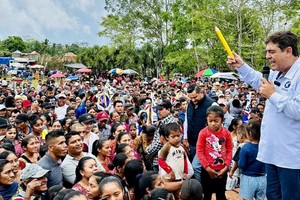 Carlos Pineda, quien ocupa el primer lugar de las preferencias, anticipó que apelará la decisión. Crédito: Twitter (@72_cpineda).