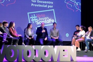 La provincia desarrolló diferentes encuentros denominados "Voto Joven Santa Fe" en las ciudades de Rosario, Santa Fe, Reconquista, Venado Tuerto y Rafaela