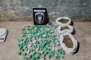 Parte del material estupefaciente secuestrado. Crédito: El Litoral.