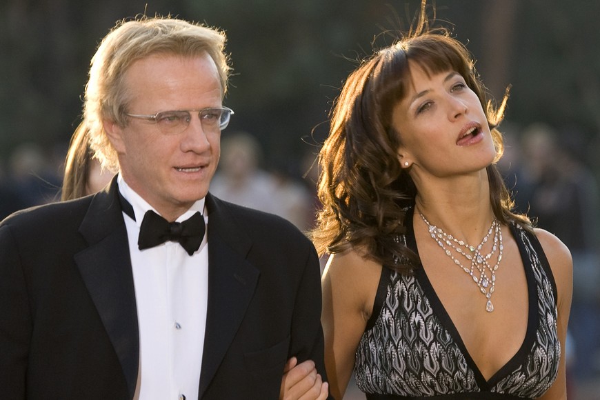 actress sophie marceau (r) and actor christopher lambert arrive at the opening ceremony of the film festival eurasia_2007 in almaty, september 23, 2007. the festival runs from september 23_29.  reuters_shamil zhumatov (kazakhstan) sophie marceau christopher lambert festival internacional de cine eurasia 2007 almaty kazakhstan presentacion nuevas peliculas actriz actor