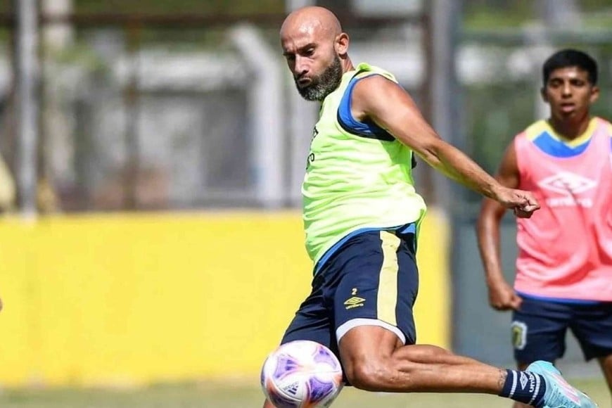 El único futbolista que está descartado para este encuentro es Carlos Quintana, quien sufrió un golpe en el hombro derecho y no pudo terminar el partido del viernes.