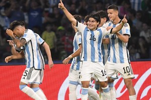 Argentina "va por todo" ante Nueva Zelanda.