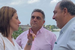 Florito y Poletti, acompañados por Cristian Hoffmann.