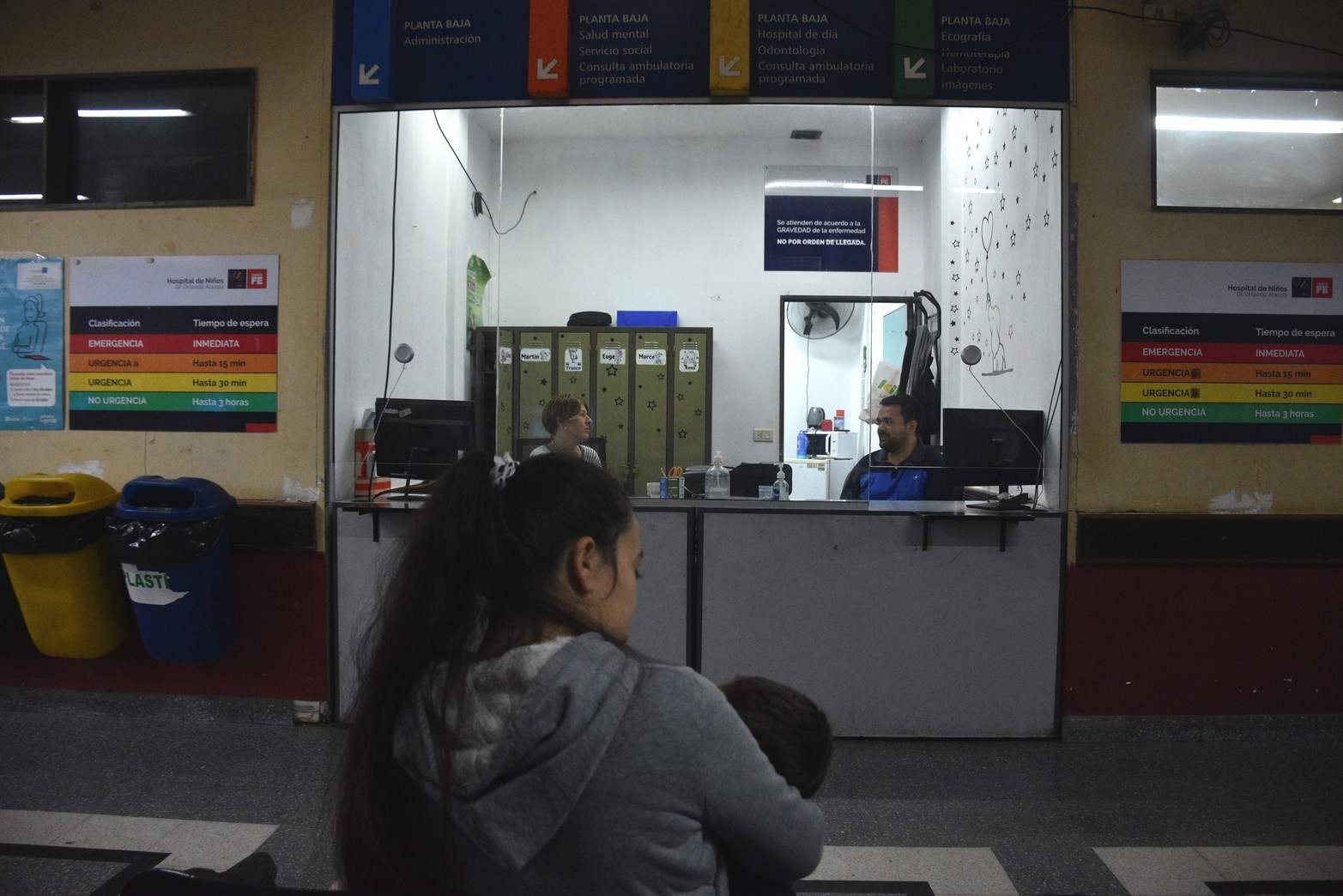 Más de 300 chicos por día en la guardia. Las consultas en la guardia del Hospital de Niños aumentaron a más de 300 por día y un 60% corresponde a cuadros respiratorios. Advierten que este número se incrementará con la llegada del frío.