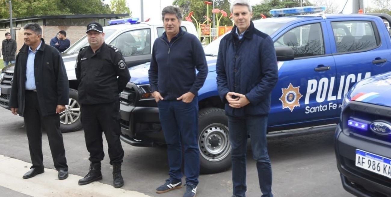 Entregaron nuevas unidades para las fuerzas de seguridad en Funes