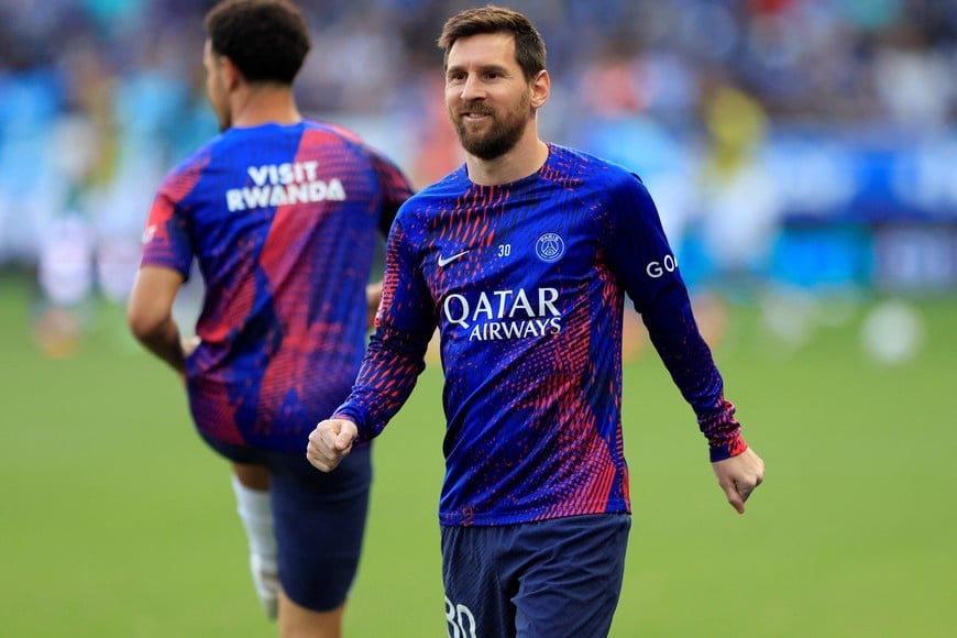 Soccer Football - Ligue 1 - RC Strasbourg v Paris St Germain - Stade de la Meinau, Strasbourg, France - May 27, 2023 
Paris St Germain's Lionel Messi during the warm up before the match REUTERS/Pascal Rossignol