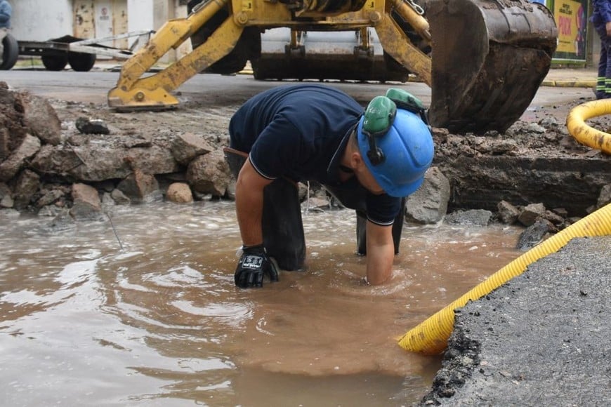 Imagen ilustrativa sobre los trabajos de Aguas Santafesinas. Créditos: Flavio Raina