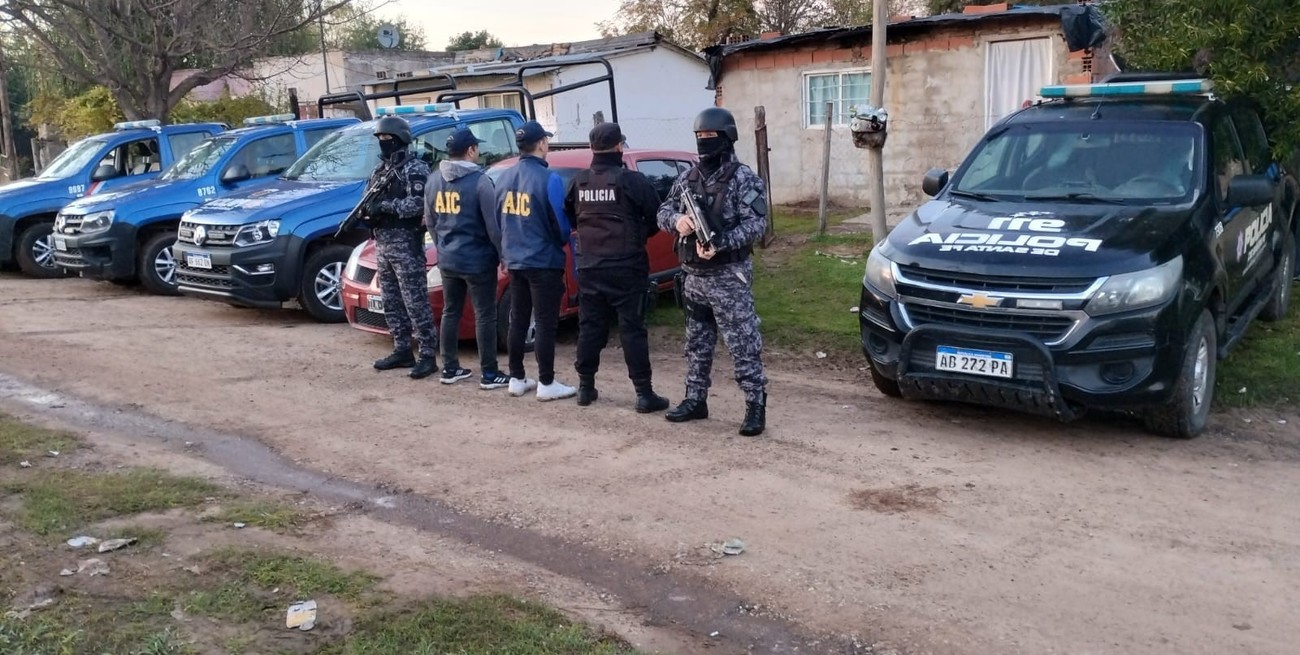 Múltiples allanamientos en Casilda y Carcarañá por robos y amenazas