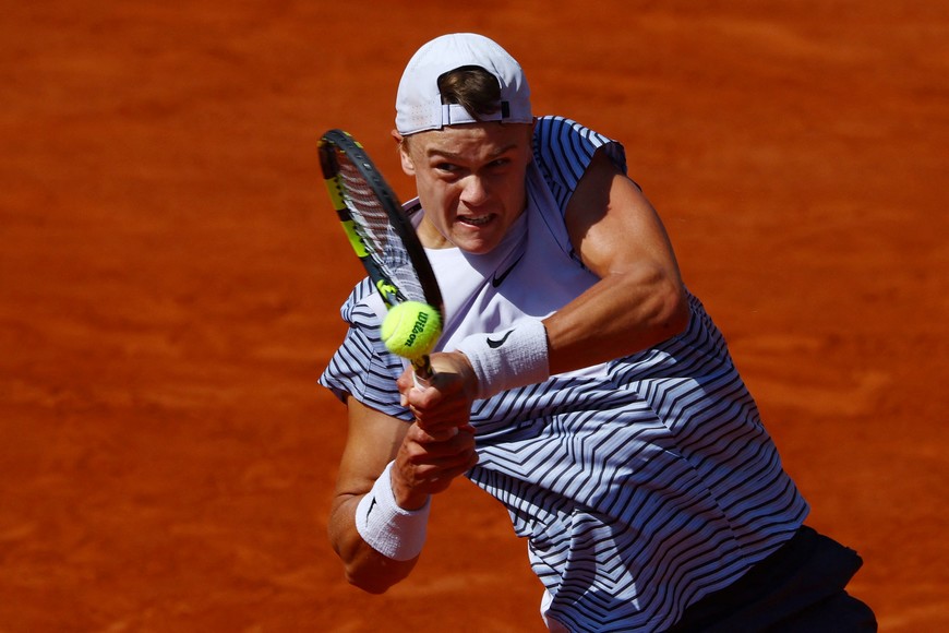 Tennis - French Open - Roland Garros, Paris, France - June 5, 2023
Denmark's Holger Rune in action during his fourth round match against Argentina's Francisco Cerundolo REUTERS/Lisi Niesner