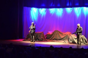 Esta comedia dramática cuenta con la autoría y dirección de José Ignacio Serralunga, con las actuaciones de Seba Terentino y Juan Ferraris y con la producción ejecutiva de Pablo Sarnari. Foto: Gentileza producción