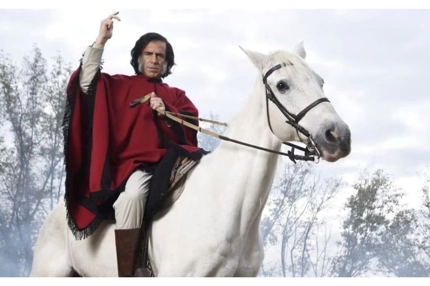 Leonardo Sbaraglia como Carlos Saúl Menem