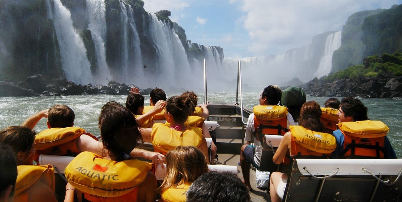 Casi 620 mil turistas no residentes visitaron la Argentina durante abril -  El Litoral