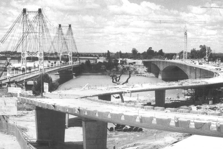 Puente Colgante - Memorias Santa Fe - Semaforos Transito