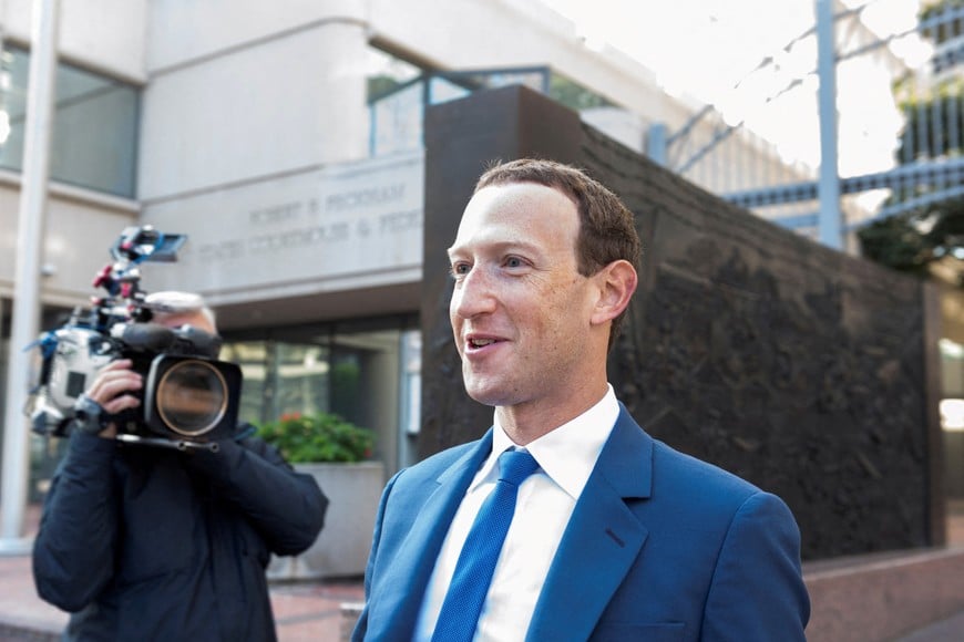 Meta Platforms Chief Executive Mark Zuckerberg leaves federal court after attending the Facebook parent company's defense of its acquisition of virtual reality app developer Within Inc., in San Jose, California, U.S. December 20, 2022.  REUTERS/Laure Andrillon