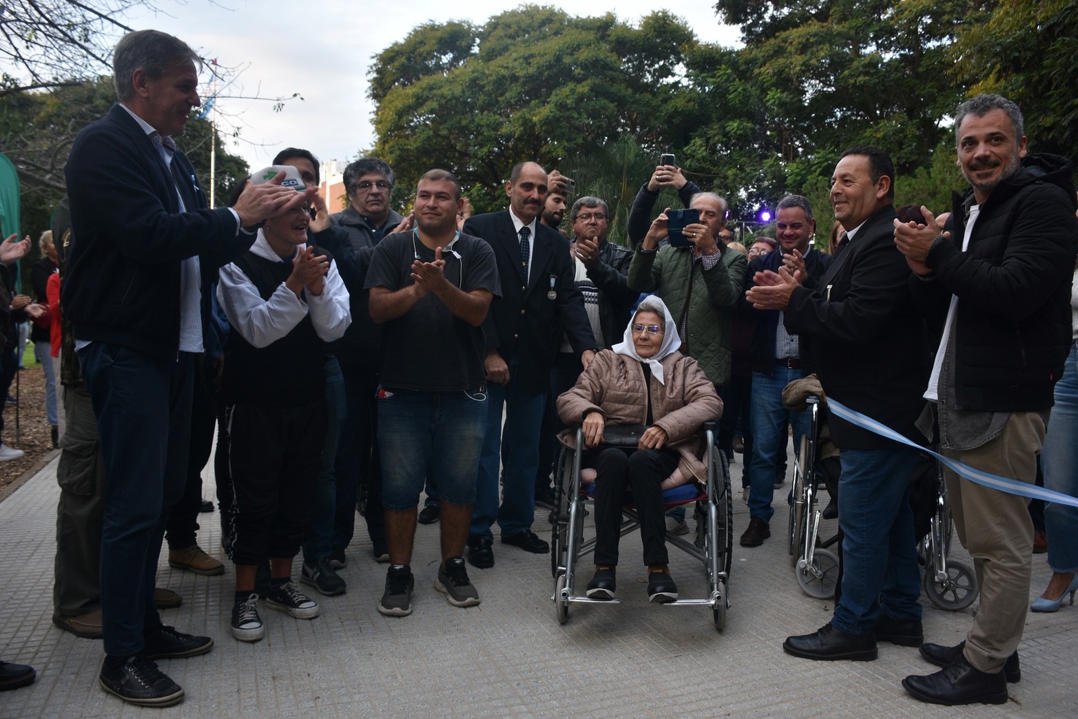 Acto de inauguración de la remozada Plaza del Soldado Argentino.
Foto: Manuel Fabatía