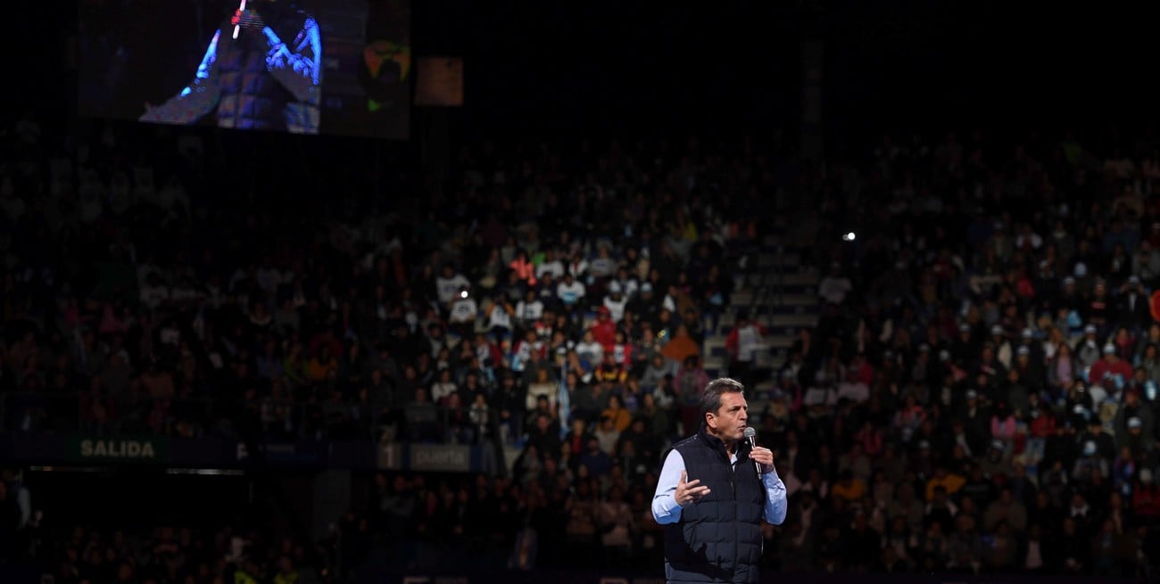 Sergio Massa este sábado en el Congreso del Frente Renovador. Crédito: Télam