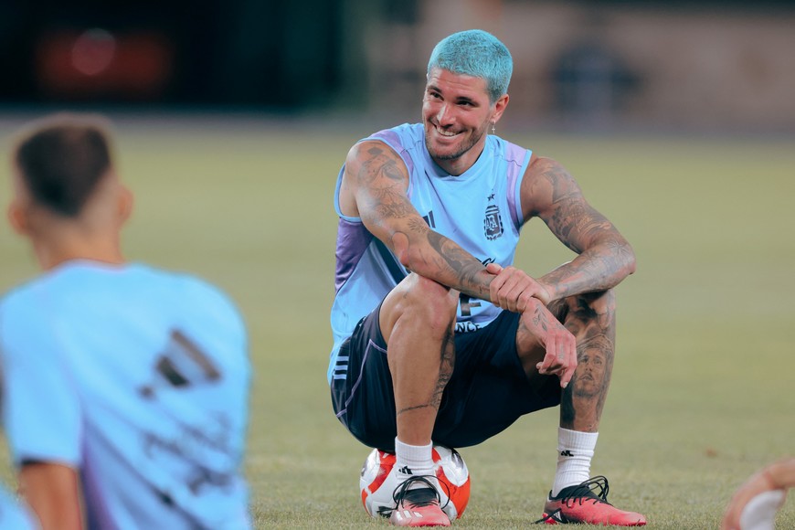 Soccer Football - International Friendly - Argentina training - Beijing Olympic Stadium, Beijing, China - June 11, 2023
Argentina's Rodrigo De Paul during training
AFA/Handout via REUTERS
ATTENTION EDITORS - THIS IMAGE HAS BEEN SUPPLIED BY A THIRD PARTY. NO RESALES. NO ARCHIVES