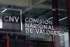 La CNV es la dependencia encargada de la promoción, supervisión y control del mercado de capitales.