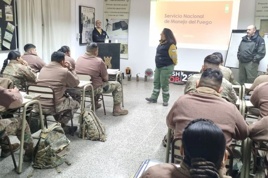 Finalización del curso con examen de respuestas múltiples.